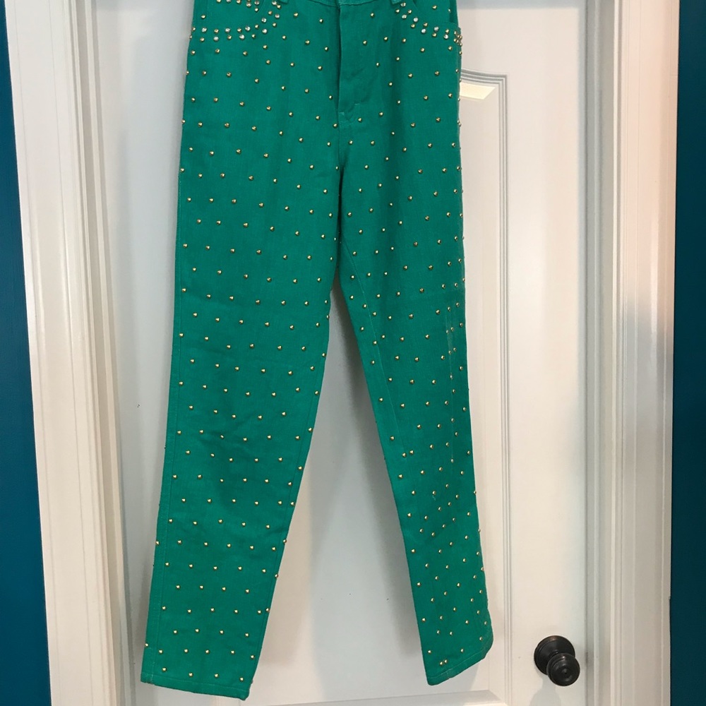 Kelly green jeans.